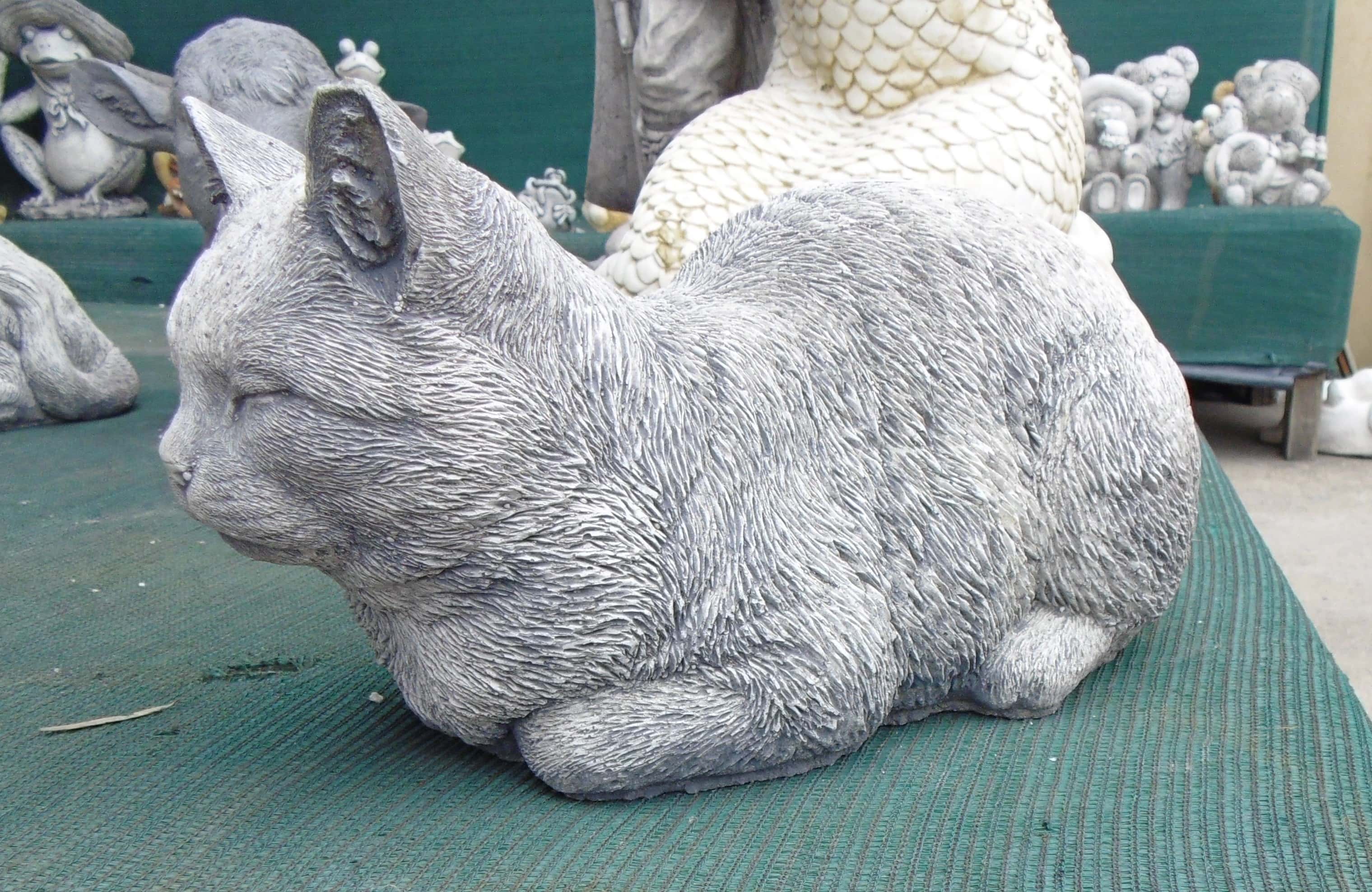 Sleeping Cat Large Concrete Statue (0120) | Wantirna Garden Ornaments ...