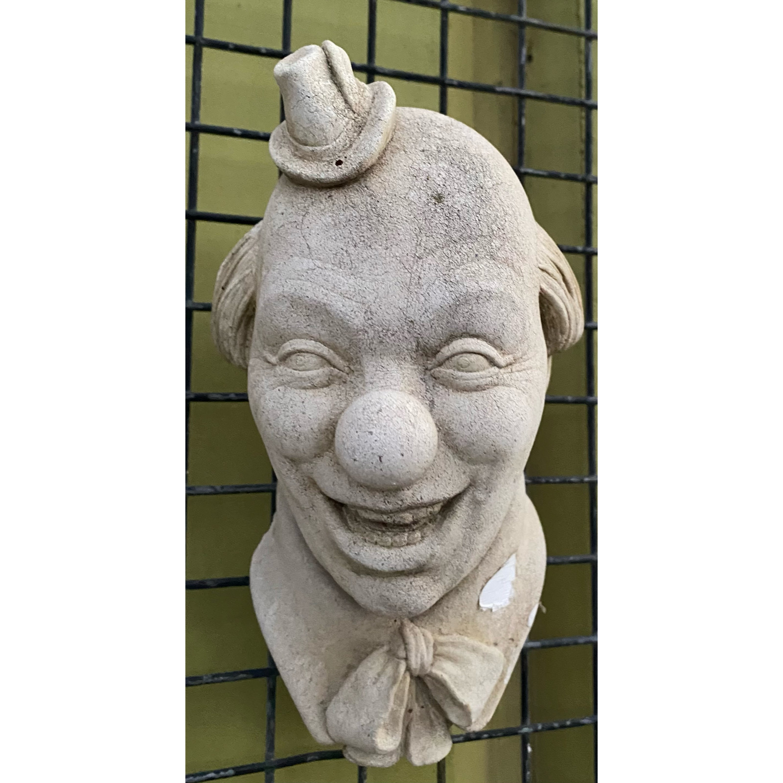 Clown Head Concrete Wall Plaque 0599 Wantirna Garden Ornaments And Pots