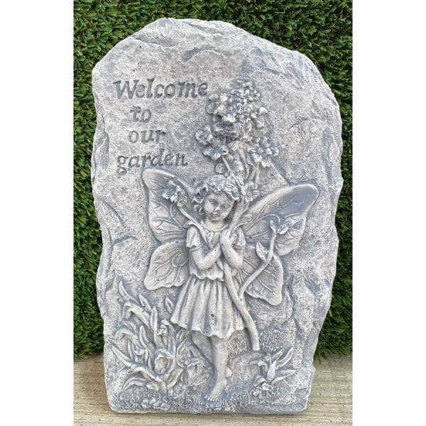 Fairy Stone 3 Concrete Statue 1336