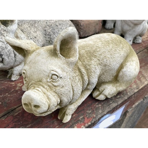 Porky Pig Concrete Statue 0045