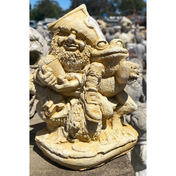 Leprechaun & Frog Concrete Statue 0283