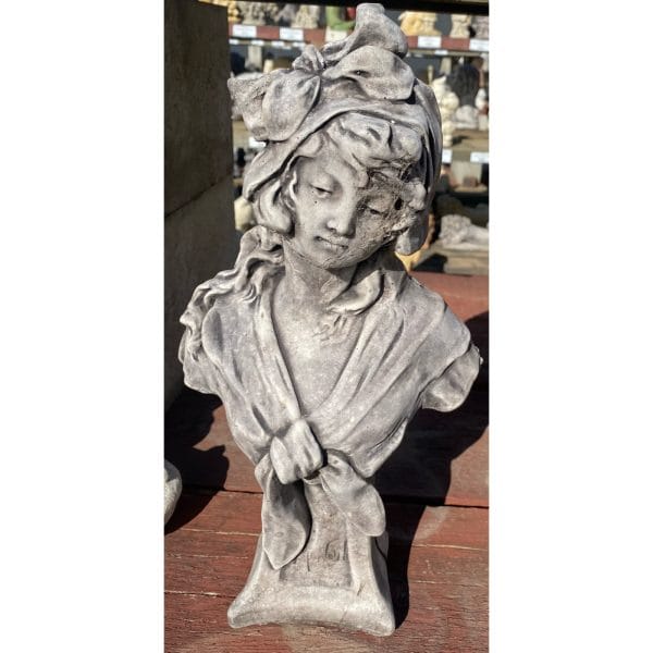 Manon Bust Concrete Statue 0207